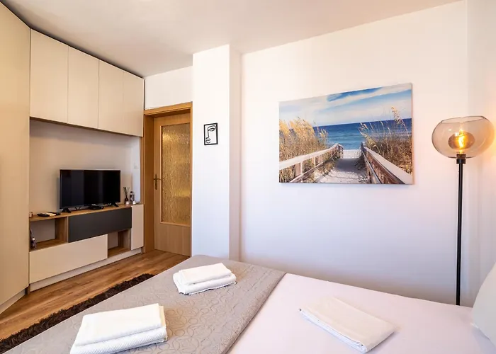 1bdrm Downtown Варна